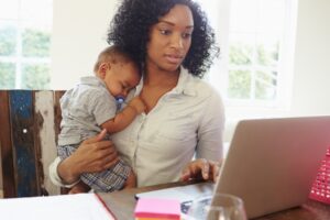 mom-with-baby-doing-research